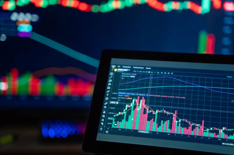 Stop Sitting Still: How Sector Rotation Is Outpacing Buy-and-Hold in Today's Crypto Markets